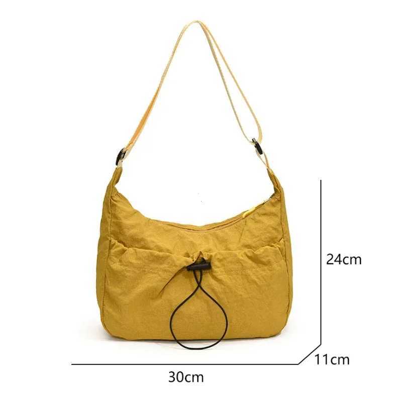 New Niche Design Nylon Shoulder Bag Fashionable Solid Color Pleated Crossbody Bag Casual Versatile Classroom Commuting SaddleBag Z250225