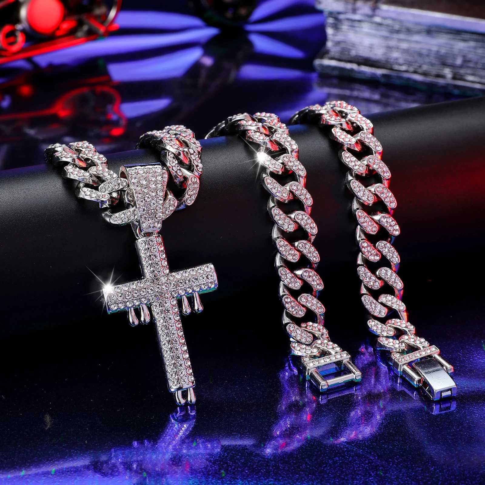 mi Water Drop Cross PendantHip Hop Punk Cuban ChainGifts for Couples and Family X250224