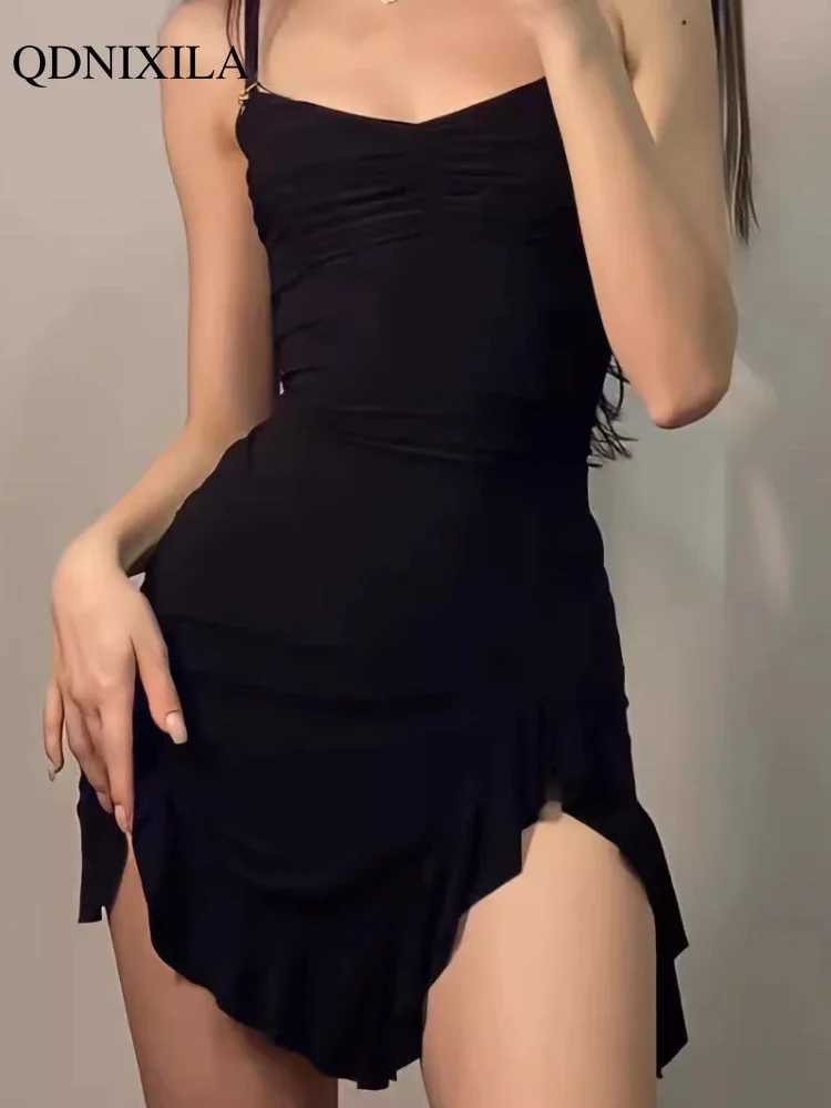 New summer womens dress hot girl sexy Korean fashion Ele evening party strapless retro slim black short shoulder strap dressXJ250224