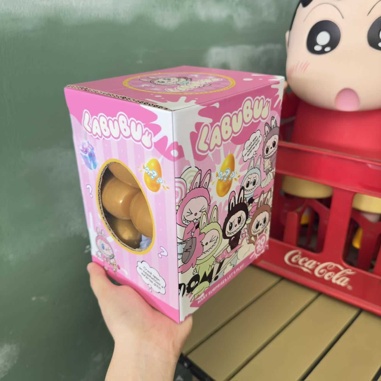 smashing Easter surprise knocking of golden eggs blind box toys Childrens Day prizes and gifts Free shipping