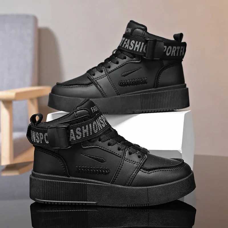 Children High Top Sports Shoes Fashion Running Sneakers for Boys Thick Botton Non-slip Kids White Board Shoes Casual Trainers W250225