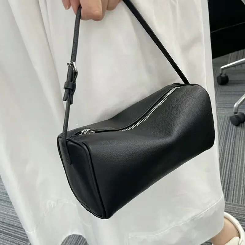 Kendall 90S Mini Square Handbag Single Shoulder Underarm Crossbody Pack Soft Material Simple Design Women's Bag