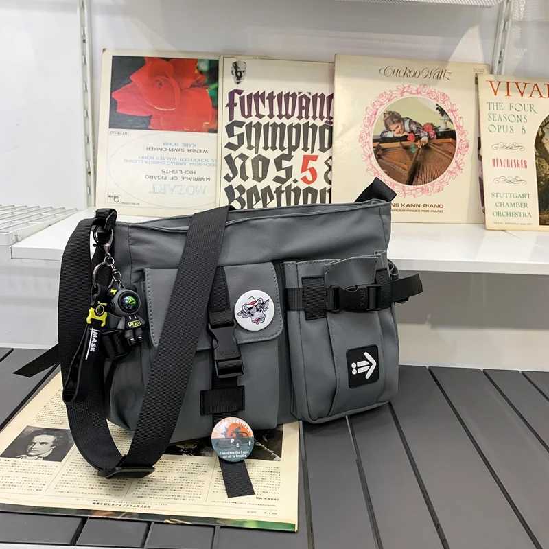 Womens Messenger Bag Korean Style Female Backpack College Large Brief Capacity Versatile Shoulder Student School Postman Bags Z250225