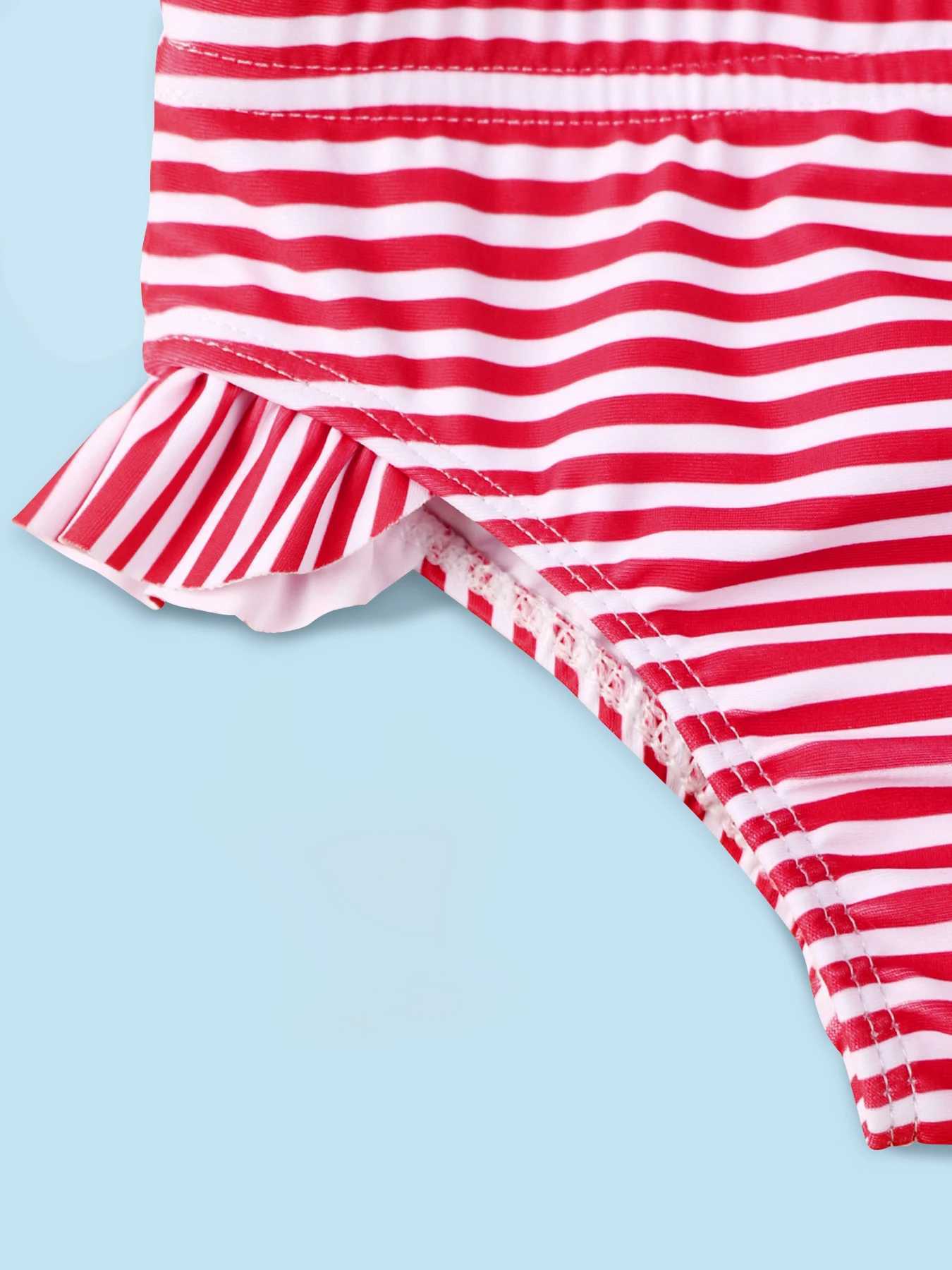 Baby Girls Two Piece Swimsuit Strawberry Print Swimwear Kids Swimming Clothing Long Sleeve Summer Beachwear Bathing Suit X250224