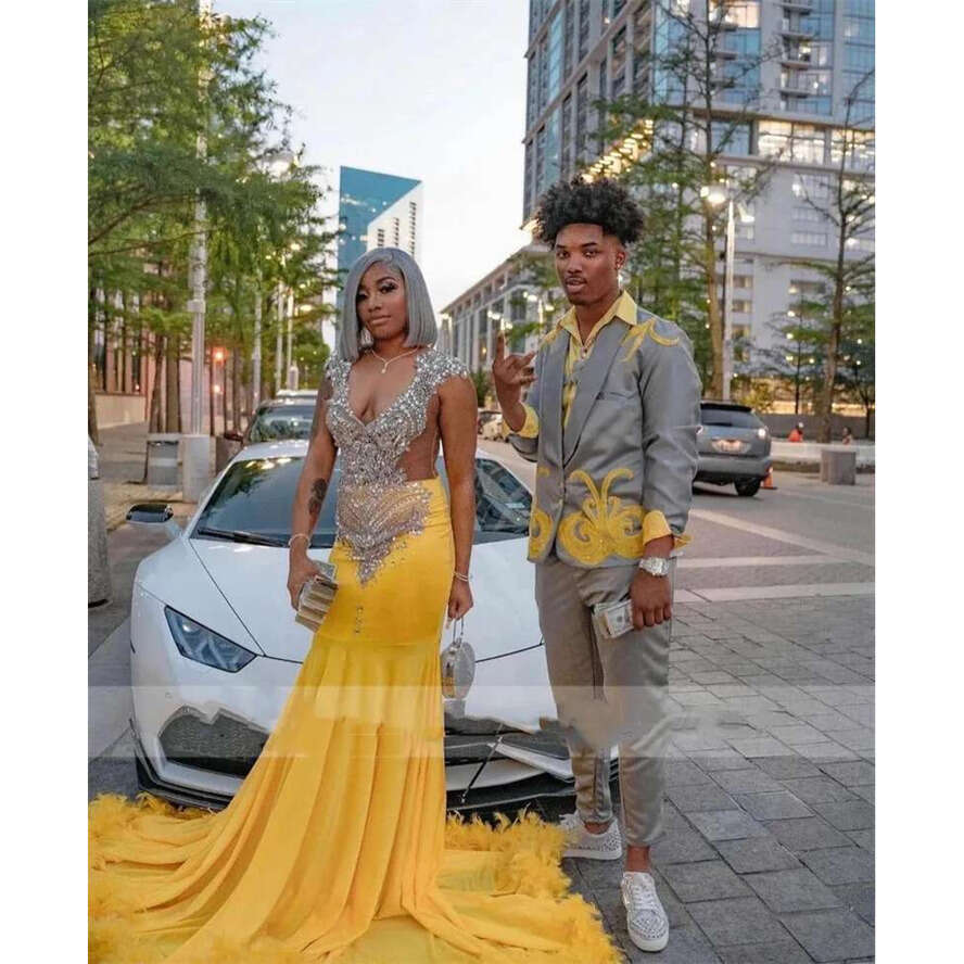 Light Yellow Mermaid Prom Dresses 2024: Feather & Rhinest Size Aso Ebi