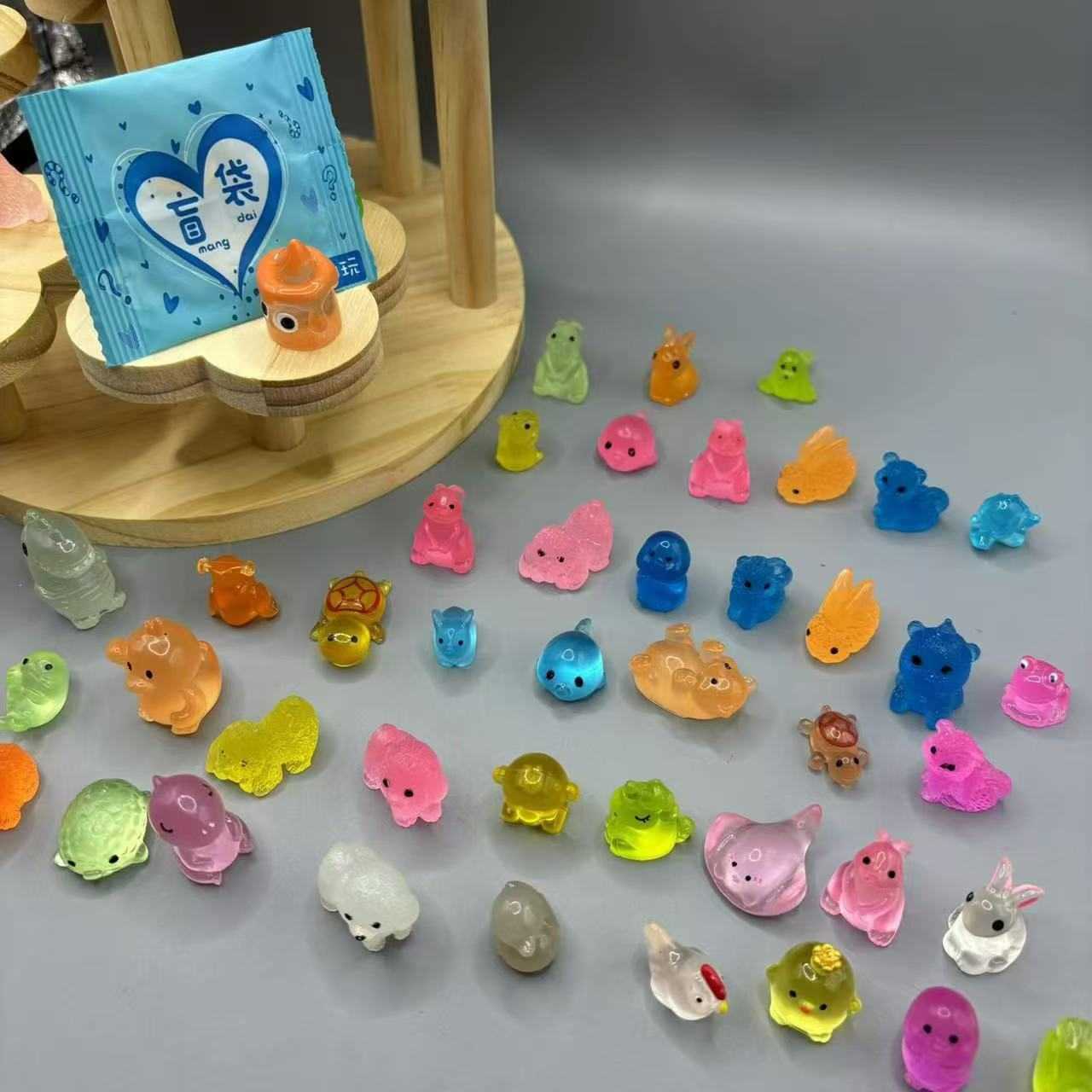 Cute and Animal Bag Mini Disassembly Fun Toy Reward Kindergarten Elementary School Students Creative Blind Box Small Gifts Free shipping