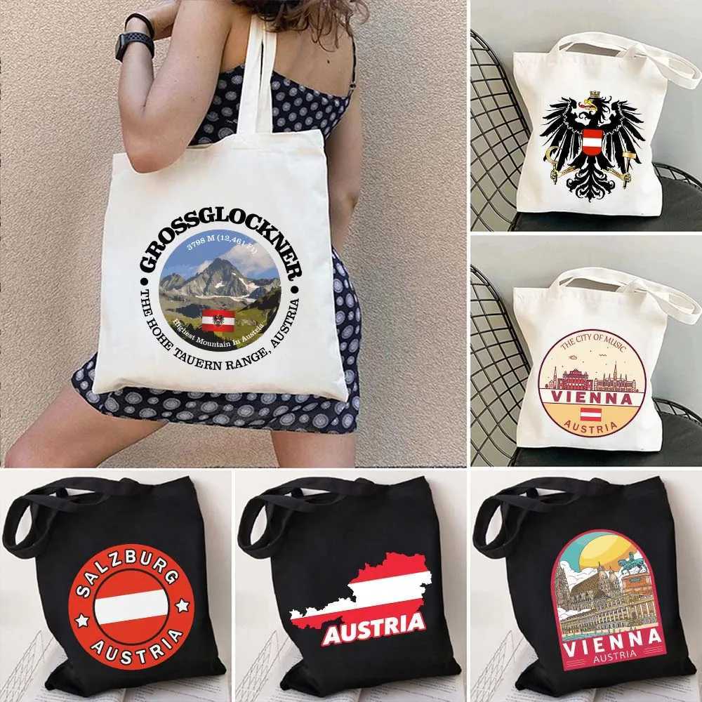 Vintage Austria Map Flag Emblem Austrian Coat of Arms Vienna Skyline Shoulder Canvas Totes Bag Harajuku Shopping Cotton Handbags Z250224