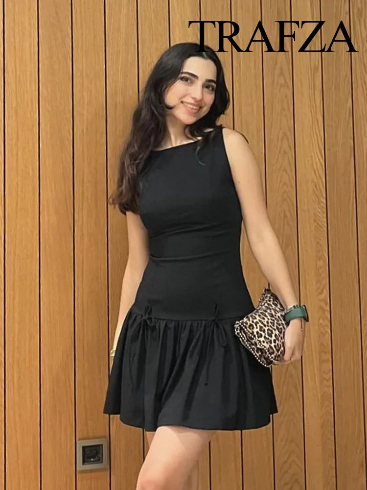 TRAFZA Women Fashion Bow Decorated Crew Neck Sleeveless Slim Fit Dress Female Sexy Elegant Pleated Short 4-Color Dress Mujer 250225