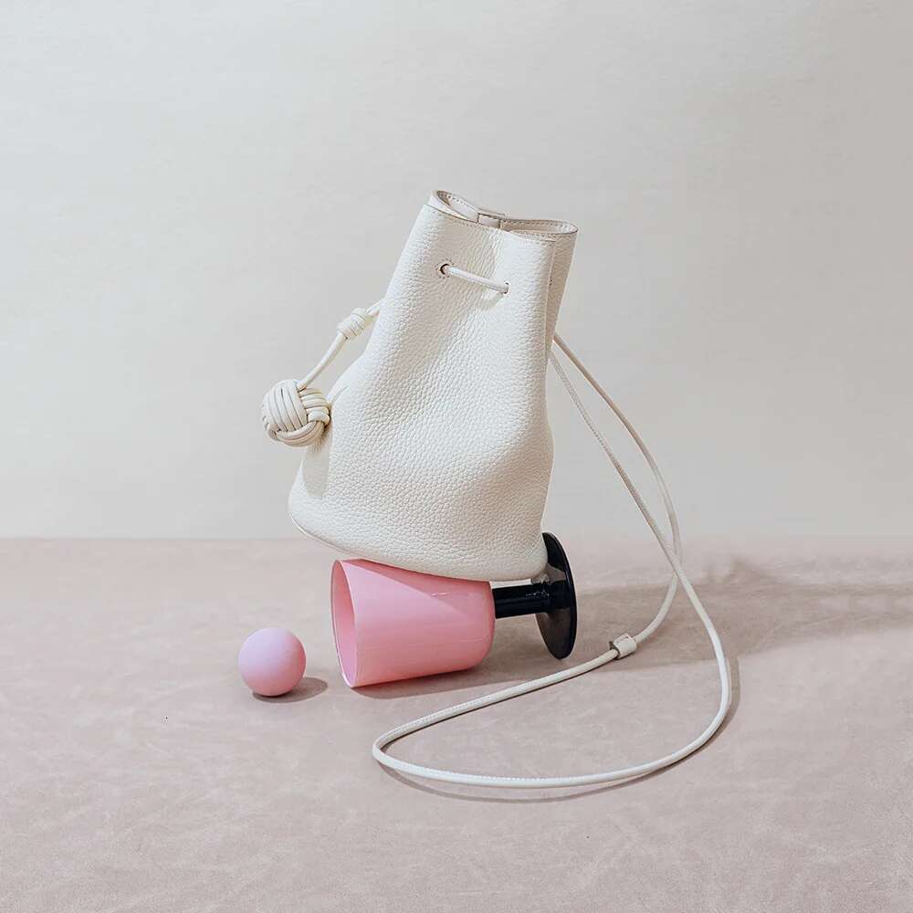 Korean Niche Drawstring Bucket New Women's Simple Crossbody Layer Cowhide ladies clutch bags bag Bag Sac Femme purses handbags