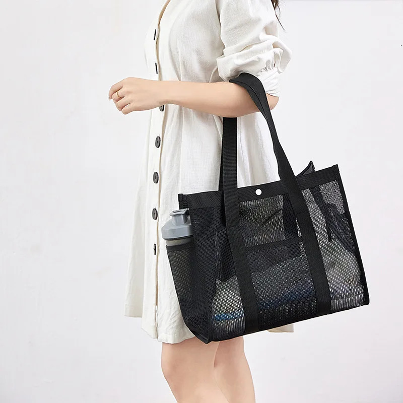 2024 Korean Beach Bag Fashion Mesh Hollow Fitness Shoulder Bag Leisure Swimming Bag Travel Storage Washbag 250224