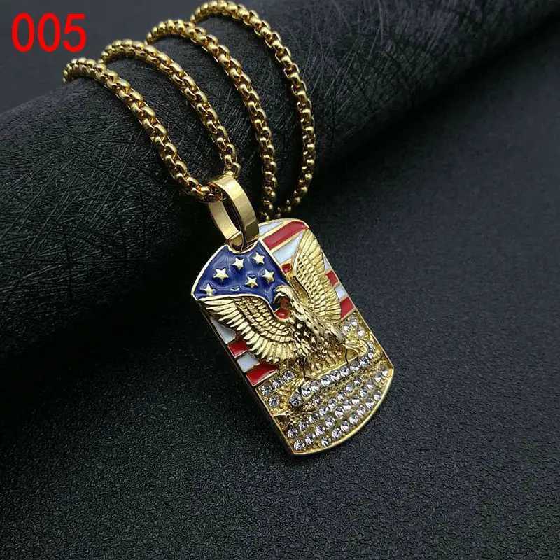 Stainless steel colored pre gold-plated drip glue national flag pendant X250224