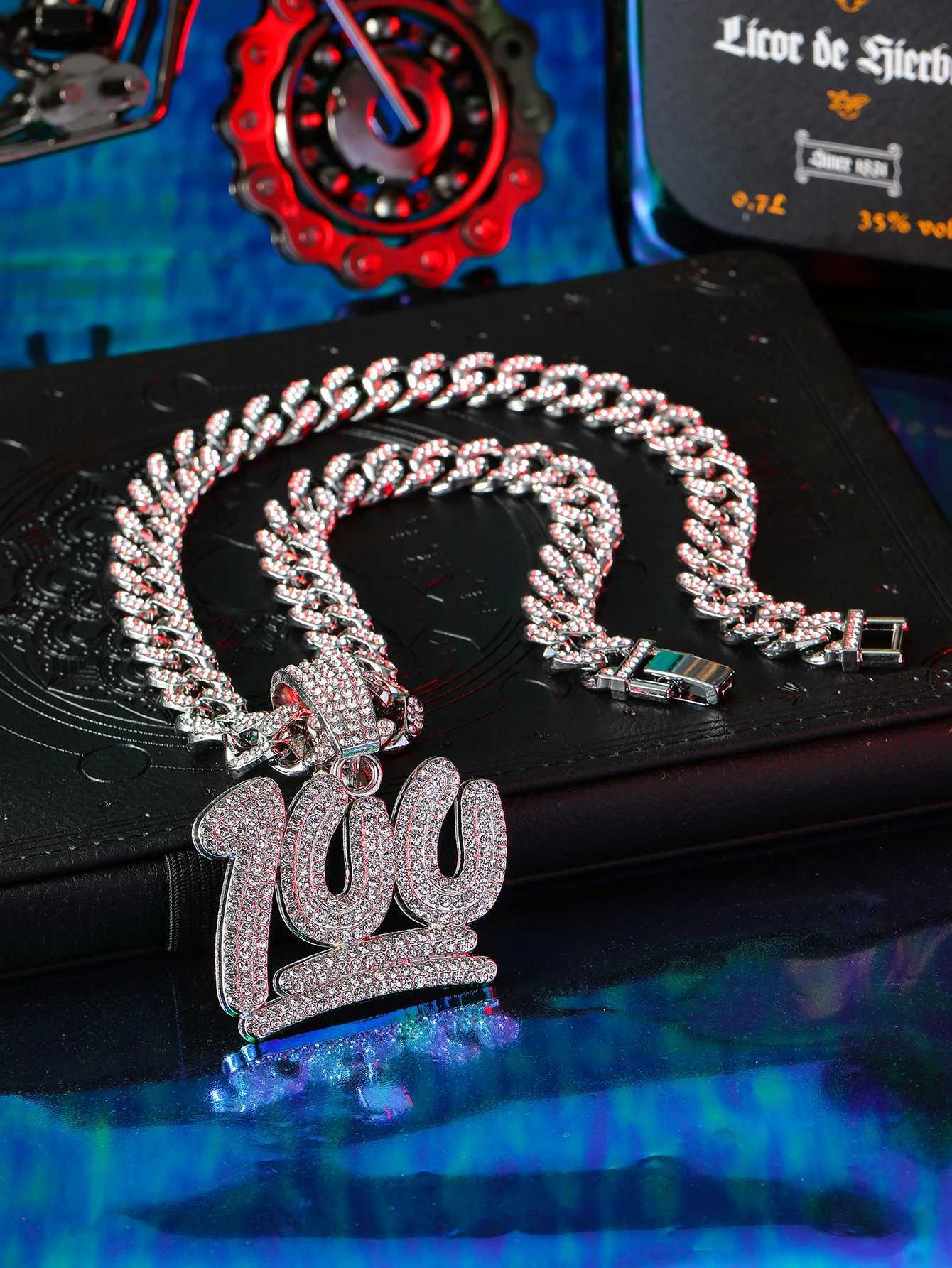 1 piece new hip hop number 100 points pendant necklace street rock punk pendant Cuban chain suitable for mens daily wear X250224