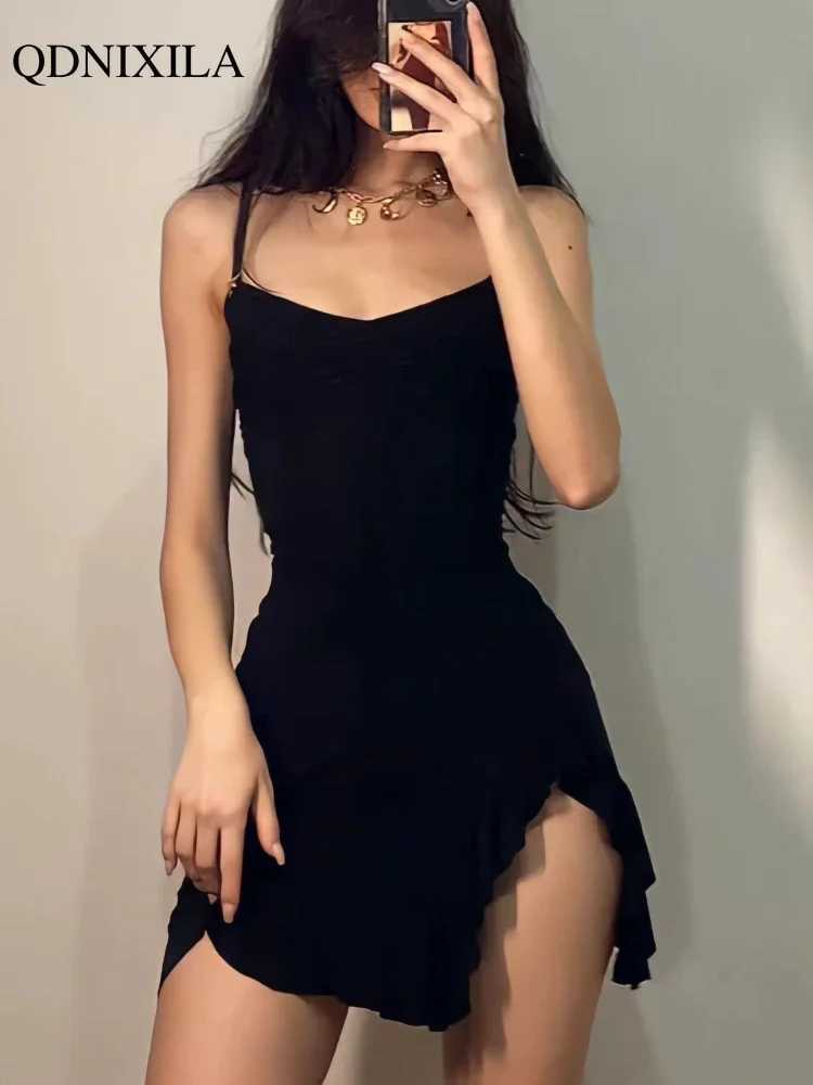 New summer womens dress hot girl sexy Korean fashion Ele evening party strapless retro slim black short shoulder strap dressXJ250224