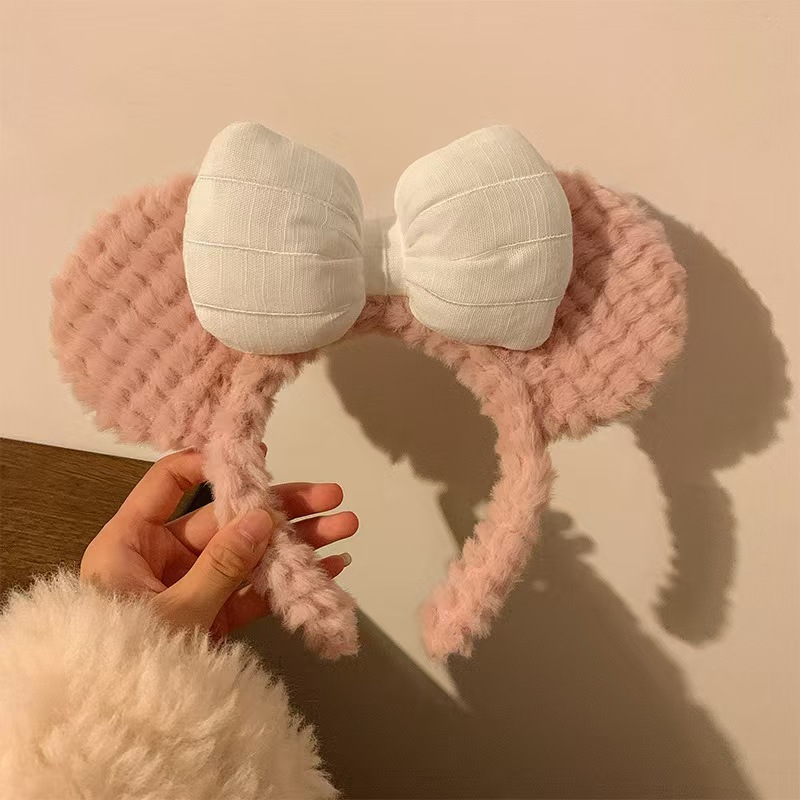 Adorable Fuzzy Butterfly Bow Headband for Kids - Perfect Decor for Theme Parks & Photography