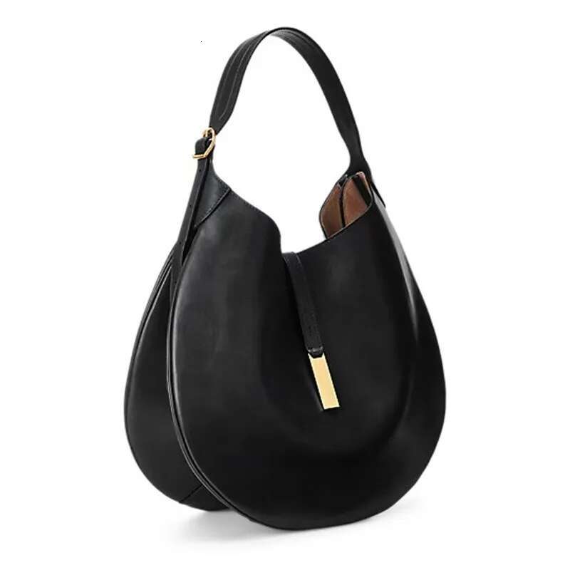 Niche Design Retro Dumpg Bag, Fashionable New Large-Capacity Commuter For Women, Simple And Versatile, High-End Shoulder Bag