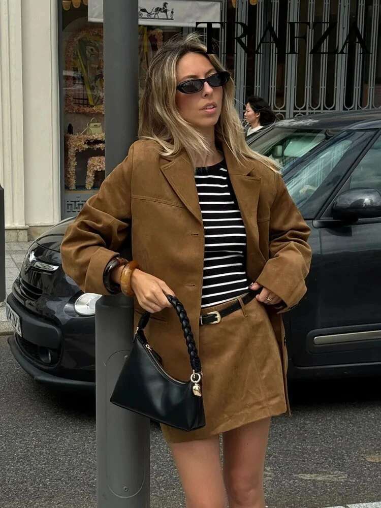 Winter Fashion Solid Color Blazer Lapel Pocket Decorated Casual Top Women's Loose Short Coat Street Jacket