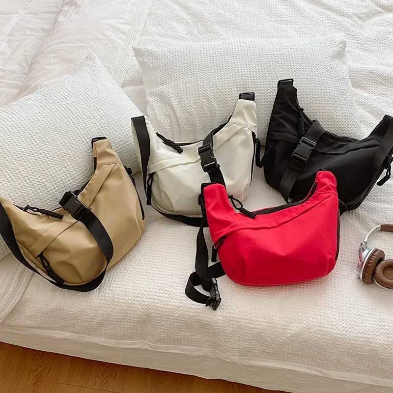 Leisure Oxford Clothing Womens Bag 2023 New Campus Sports Solid Color Commuter Single Shoulder Cross Body Womens Bag Z250225