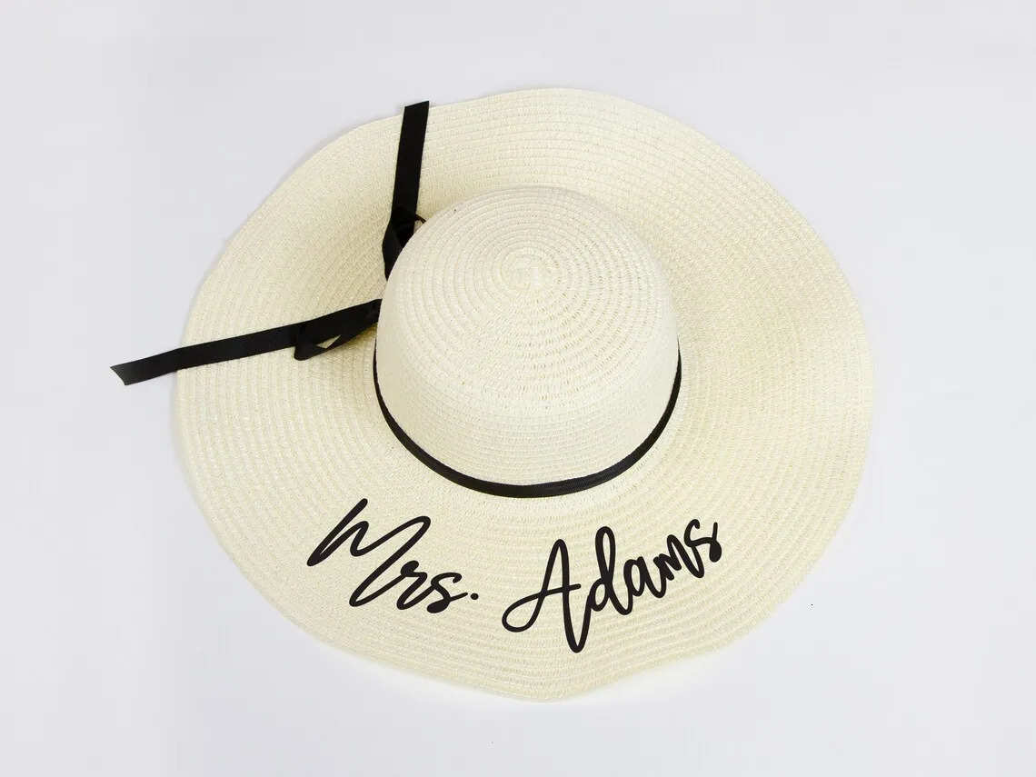 Custom Floppy Beach Hat Personalized Bride to be Gift Bachelorette Trip Honeymoon Sun Hat Future Mrs Bridesmaid Hats Team Bride 250218