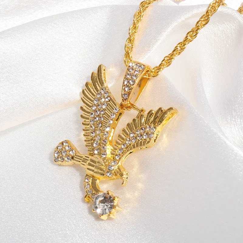 Fashion Personality Gold Color Micro Inlay Zircon Wing Hip Hop Pendant Necklace Mens Punk Jewelry Gift X250224