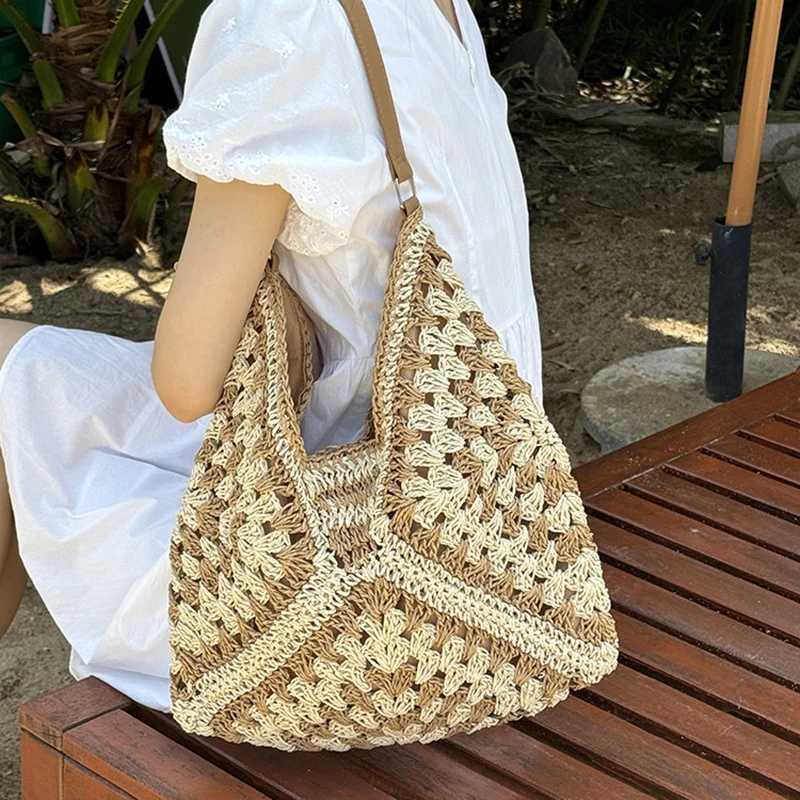 Ladies Knitted Handbags Summer Beach Straw Bag for Women Hollow Out Female Vacation Shoulder Bags Hand Woven Seaside Tote Bag