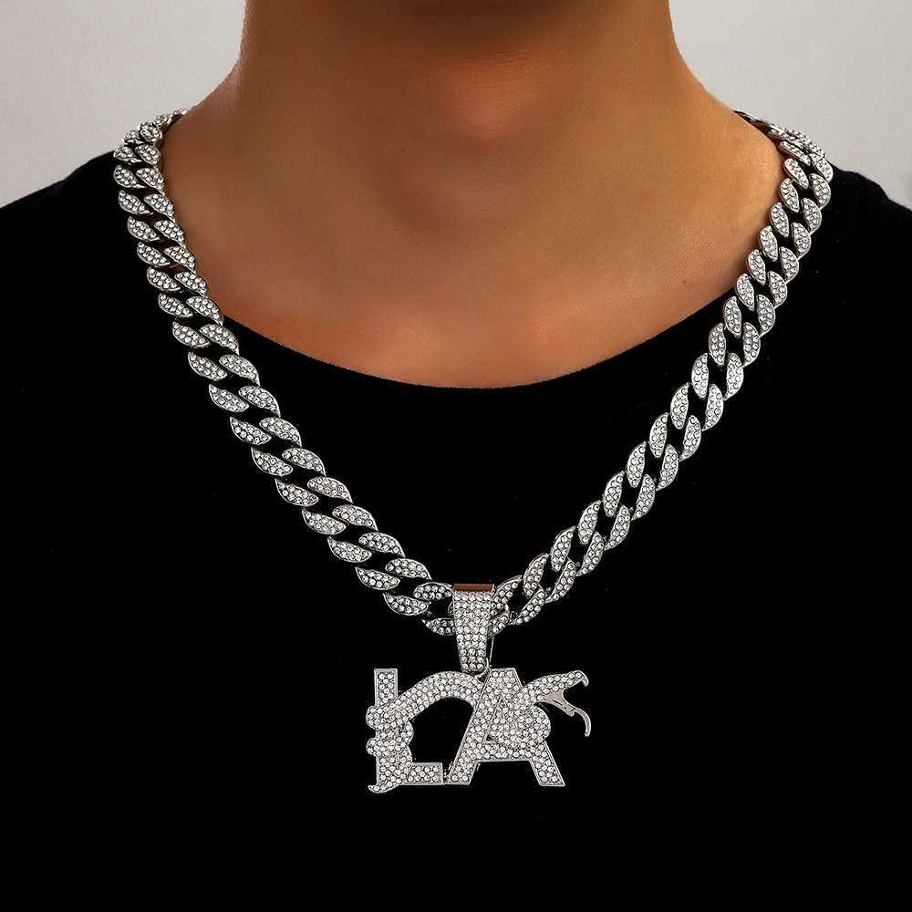 15mm hip-hop zinc alloy chain with rhinestone LA letter pendant necklace X250224