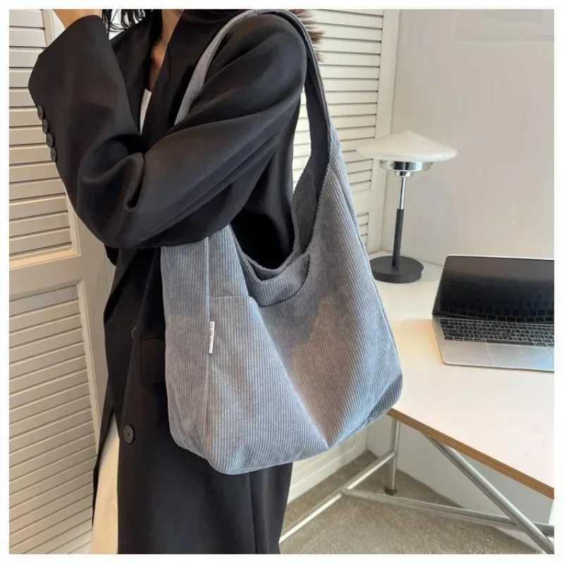 Canvas shoulder bag womens handbag Corduroy simple casual large capacity design womens travel solid shopping bag Z250225