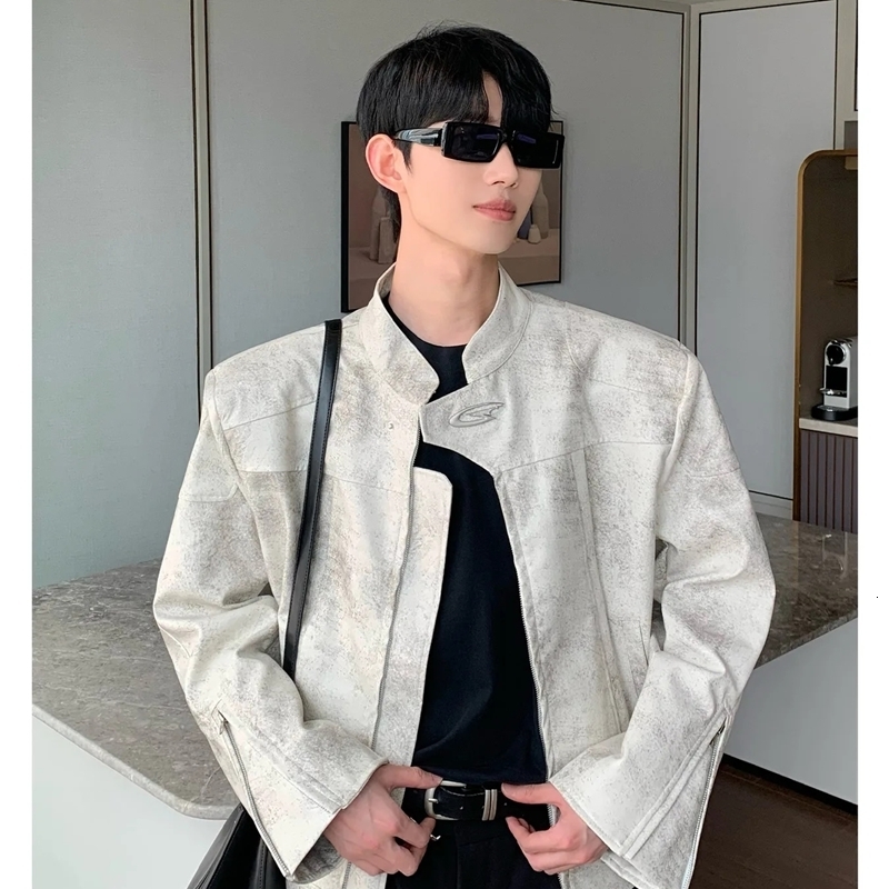 NicheHigh-End FeelStand Collar Motorcycle Leather Jacket 2024 Loose-Fit Cropped Shoulder Clip Jacket For Men 250122