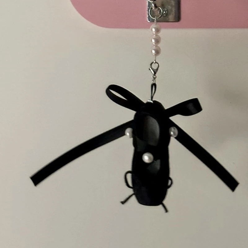 Pearls Ballet Shoe Pendant Keychain Ribbon Bowknot Bag Charm Car Keyring Hangings Ornament for Backpack Handbag Decors 250224