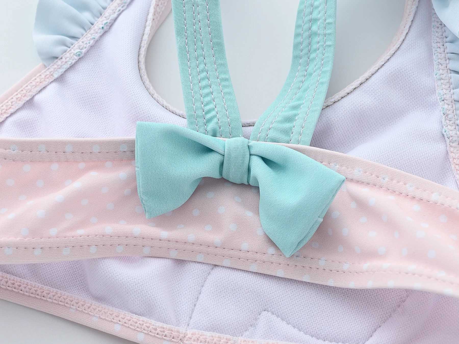 Pink Swan Belly Protection Whole Swimsuit Girls Swimwear Baby CHIld Infant CHIldren Teen Kids cartoon Bathing Suit X250224