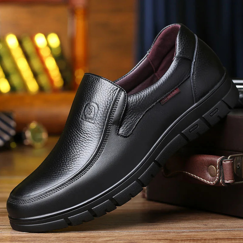 Mens Genuine Leather Shoes 38-46 Head Leather Soft Anti-slip Rubber Loafers Shoes Man Casual Real Leather Shoes 250224