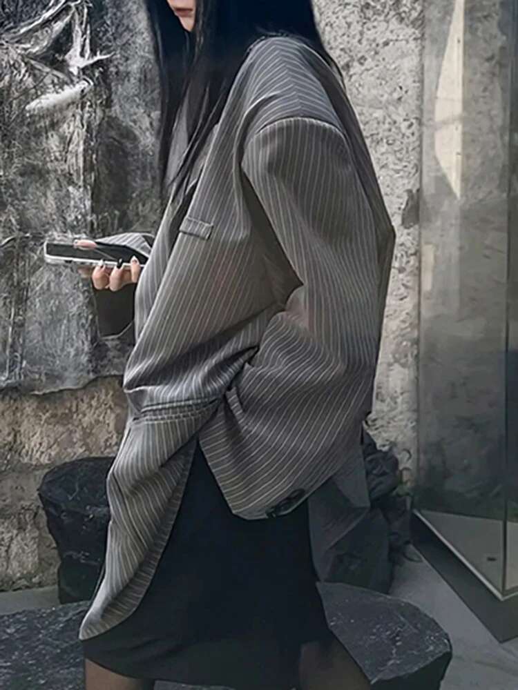 Gray Striped Pockets Casual Blazer Women New Lapel Long Sleeve Loose Fit Jacket Fashion Spring Autumn