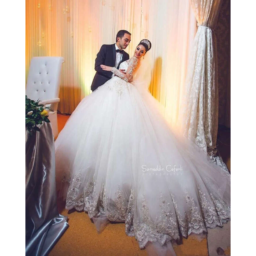 New Modern Sexy Arabic Long Sleeves A E Wedding Dresses Illusion Lace Appliques Crystal Beaded Tulle Plus Size Formal Bridal Gowns