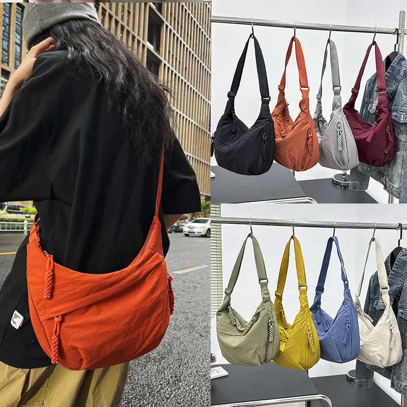 Nylon Shoulder Bag New High Capacity Womens Crossbody Messenger Bag Leisure Versatile purses and handbags Totes Hobos Bag Z250225