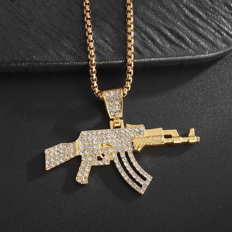 Hip-Hop Ak-47 Rifle Gun Pendant Necklace Mens Personali Street Hip-Hop Rock Rap Party Jewelry X250224