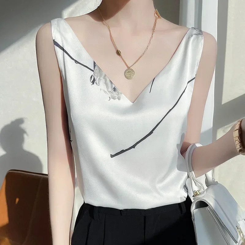 Summer Womens V-neck Silk Top Satin Top With Beautiful Print Luxry Summer Vest Top Cropped Top Tops For Women Sexy Blouse 250224