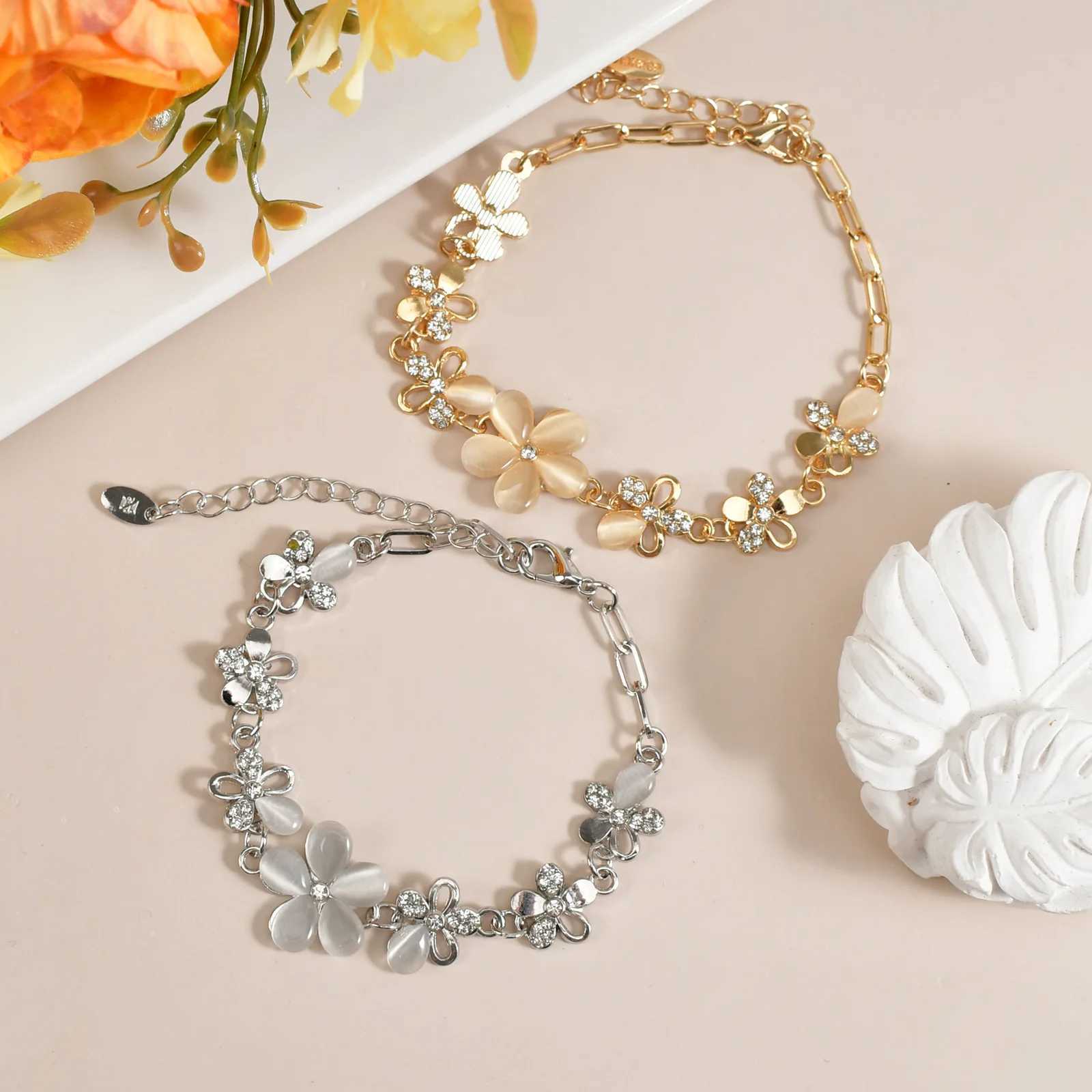 Luxury Designer Bracelet Womens Accries Bracelet Womens Jewelry Crystal Bracelet Water Diamond Sparkling Girl GiftXJ250225