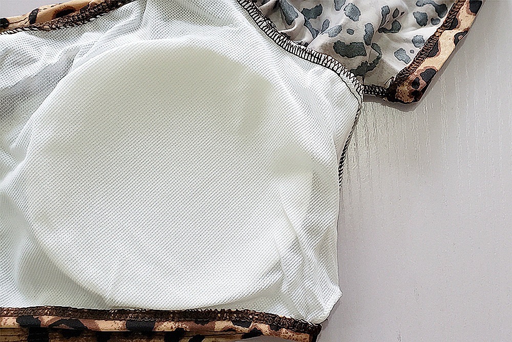 fashion swimwear Brazilian leopard print beautiful buttocks short sleeved fashionable thong bikini swimsuit