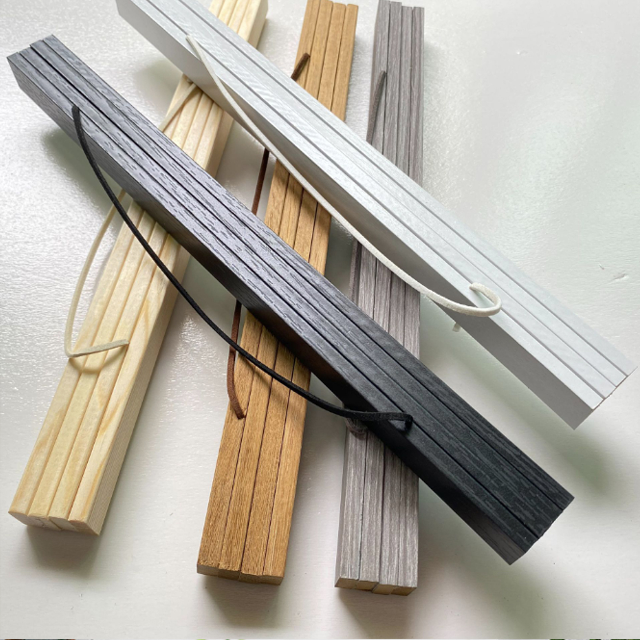 Creative magnetic frame photo frame easy to replace photos adding a warm atmosphere to the home