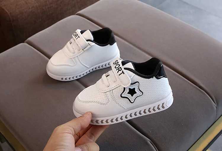 Childrens Shining Light Sneakers Kids Breathable Glowing Light Shoes Girls Casual Shoes Little Kids Fashion LED Bright Sneakers W250225