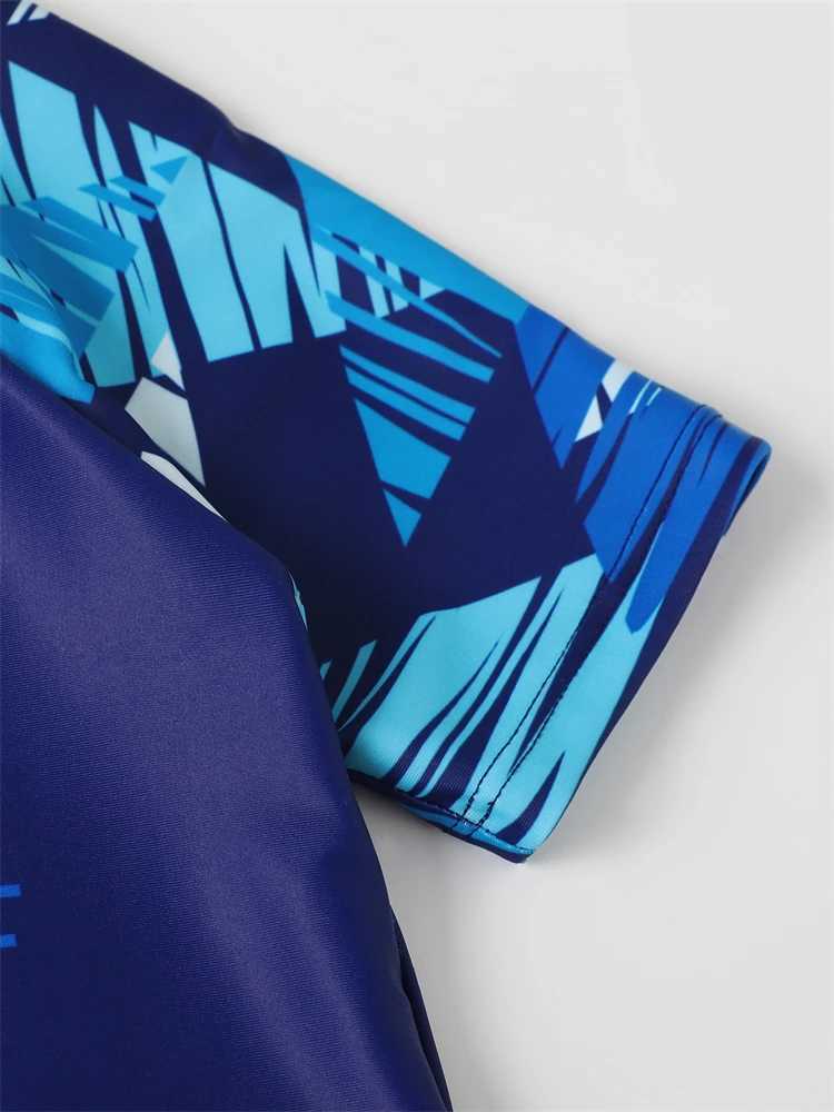 Boy Swimsuit 2025 New Blue Print Short Sleeves Childrens Swimwear Two Piece Summer Kids Shorts Beach Wear Swimming Bathing Suit X250224