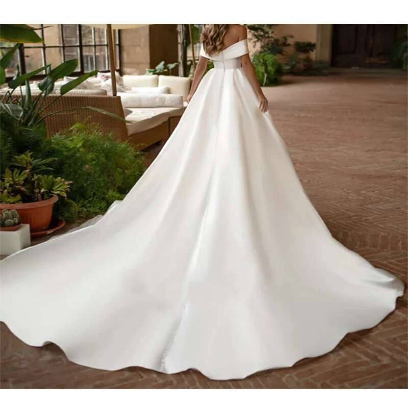 White Off Shoulder Ball Sweetheart Simple Satin Long Dress with Sweep Train novia ence prom