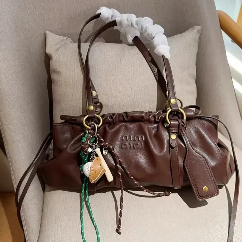 Women's Tote Pouch High quality print classic Pop purse Leather Men's Purse Crossbody bag Designer Hold tote Shoulder Phone Black Chain Bag M bag002
