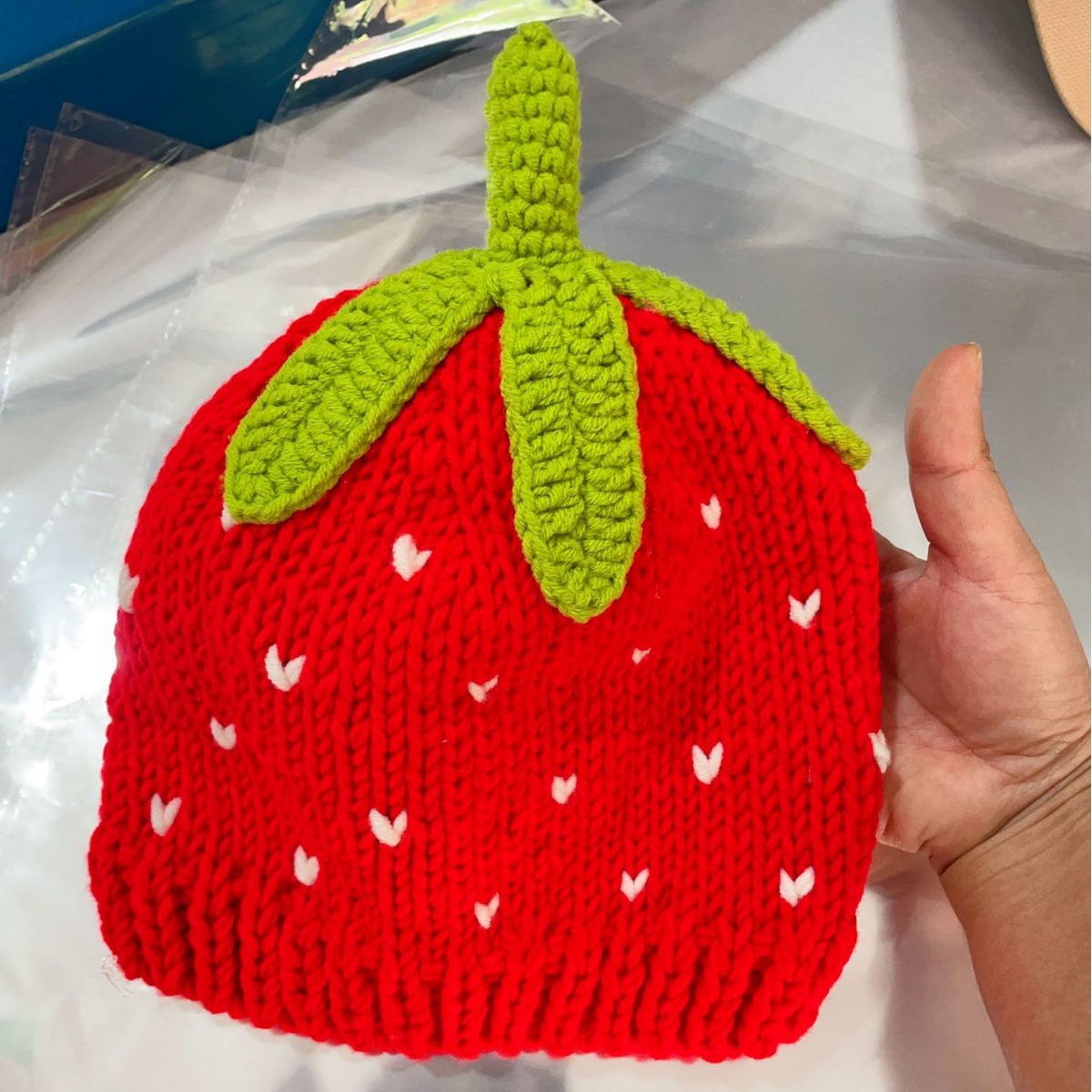 Beanie Skull Caps 2PCS/LOT Handmade Knitted Hat Cotton Knitted Hat Cartoon Cute Female Christmas Hat Adult