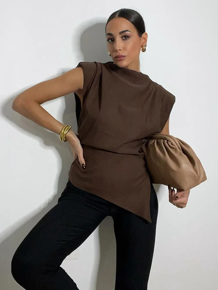 Women Casual Pleated Slim Short Vest Fashion Solid O Neck Sleeveless Shoulder Pad Top 2025 Lady Casual Street Commuting Wear 250224