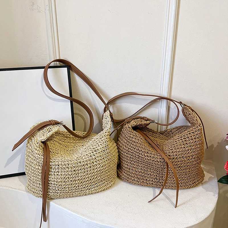 Women's Woven Handbag Luxury Beach Bag Large Capacity Female Straw Hobo Bag Fashion Travel Shoulder Crossbody Bags