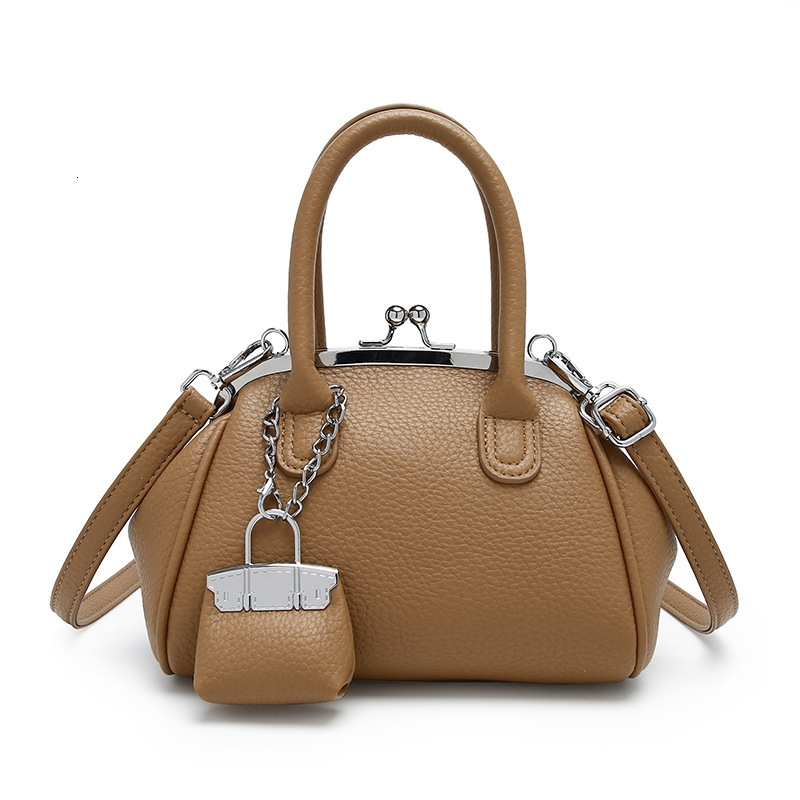 Bag Women's Versatile Crossbody Bag, Niche Texture Handbag, New Spring And Summer Elegant Hand-Held Clip Bag designer handbags women