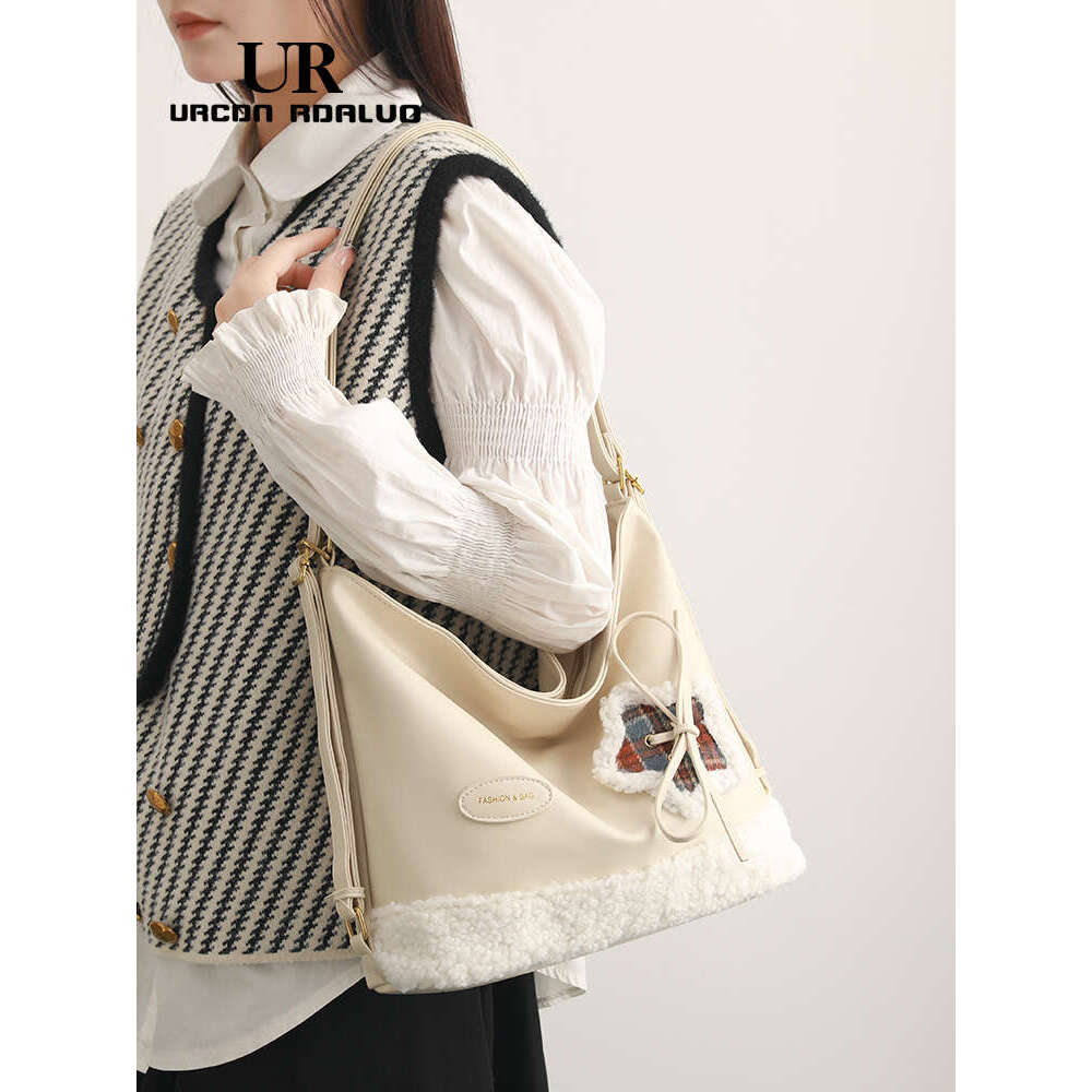 Women's Bags UR Soft Leather Tote Bag For Women Winter New Style Trendy Versatile Commuter Handbag Casual Underarm Backpack