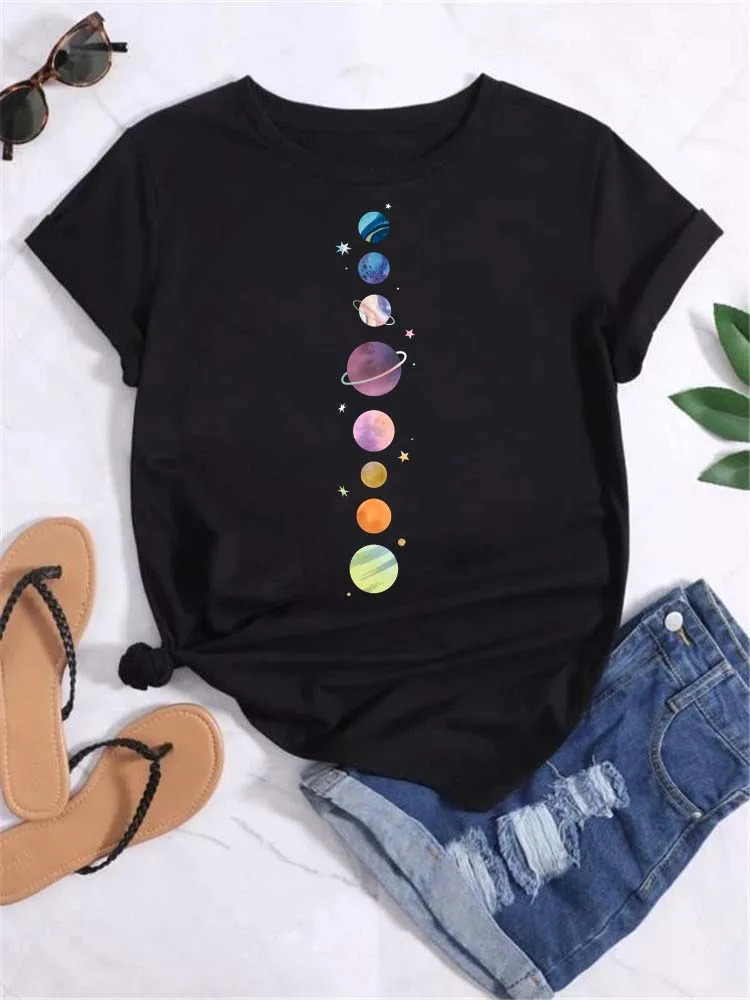 Maycaur T Shirt Women Moon Planet Print Fashion Tee Shirts Casual Round Neck Short Sleeve Streetwear Female T-Shirt Vintage Tops 250226