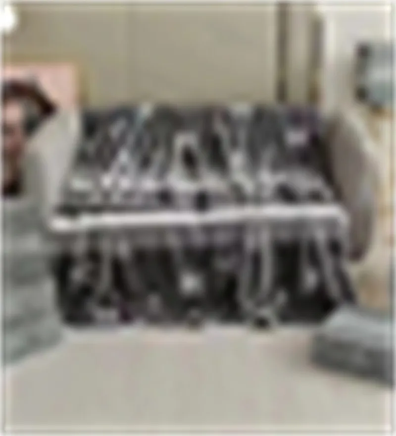 Blankets Designer Old Flower Printed Classic Letter Design Color Office Nap Travel Towel Sofa Decoration Shawl Blanket with Gift Box