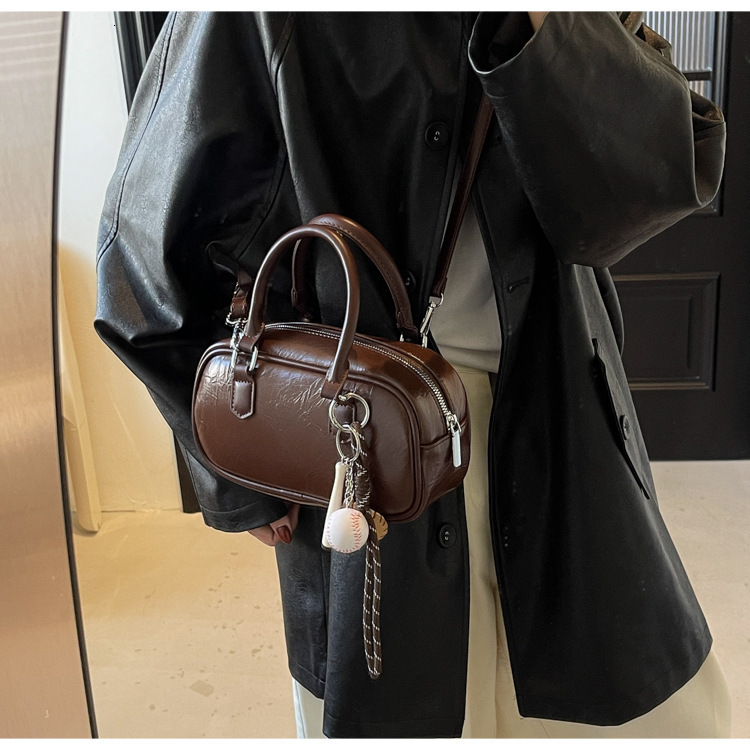 2025 new hand-held bowling for women, niche fashion, color blocking, versatile, single shoulder crossbody bag, stylish small square bag #swissmilitary